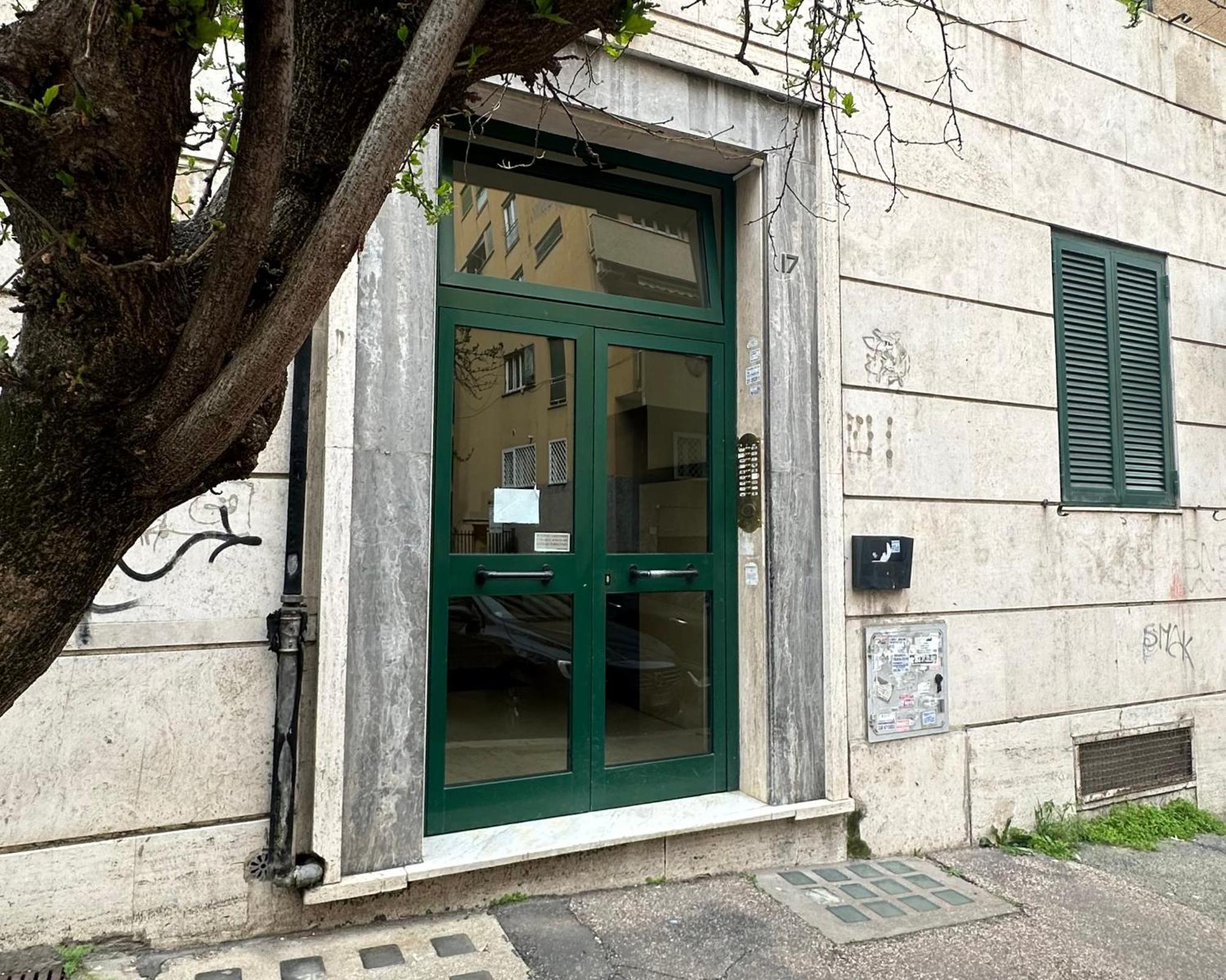 Appartement 3 Minuti A Piedi Metro B Per Centro E Fl1 Fiumicino - La Casa Di Bubi Rome